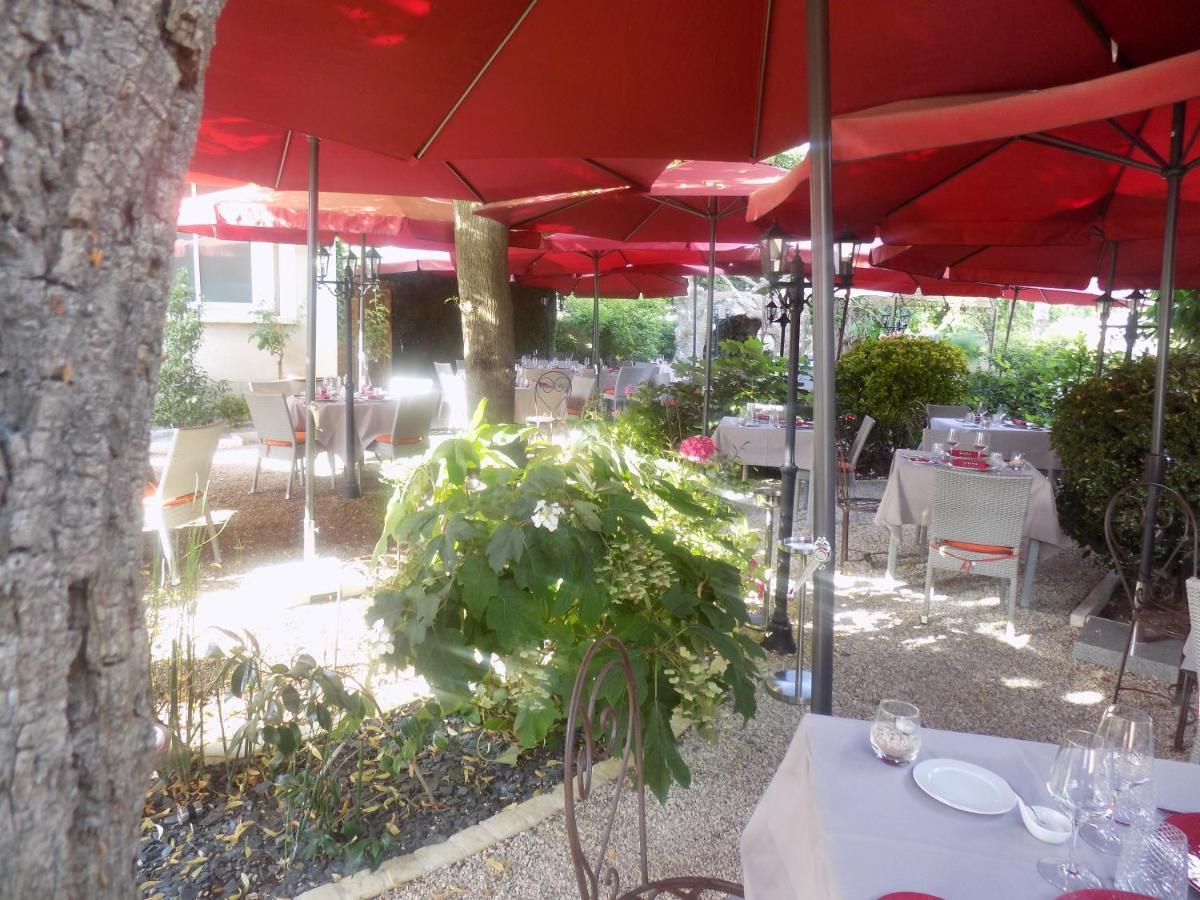 Logis Hotel La Breche - Restaurant Berthelot Amboise Exterior foto